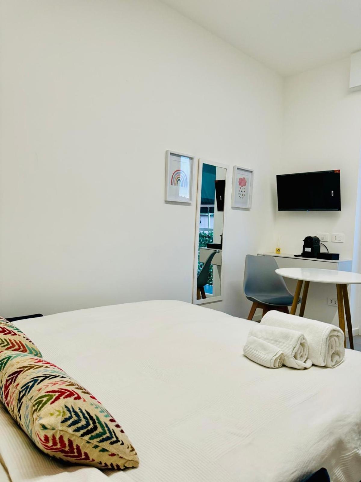 Urban Cloud Apartments Milan Luaran gambar