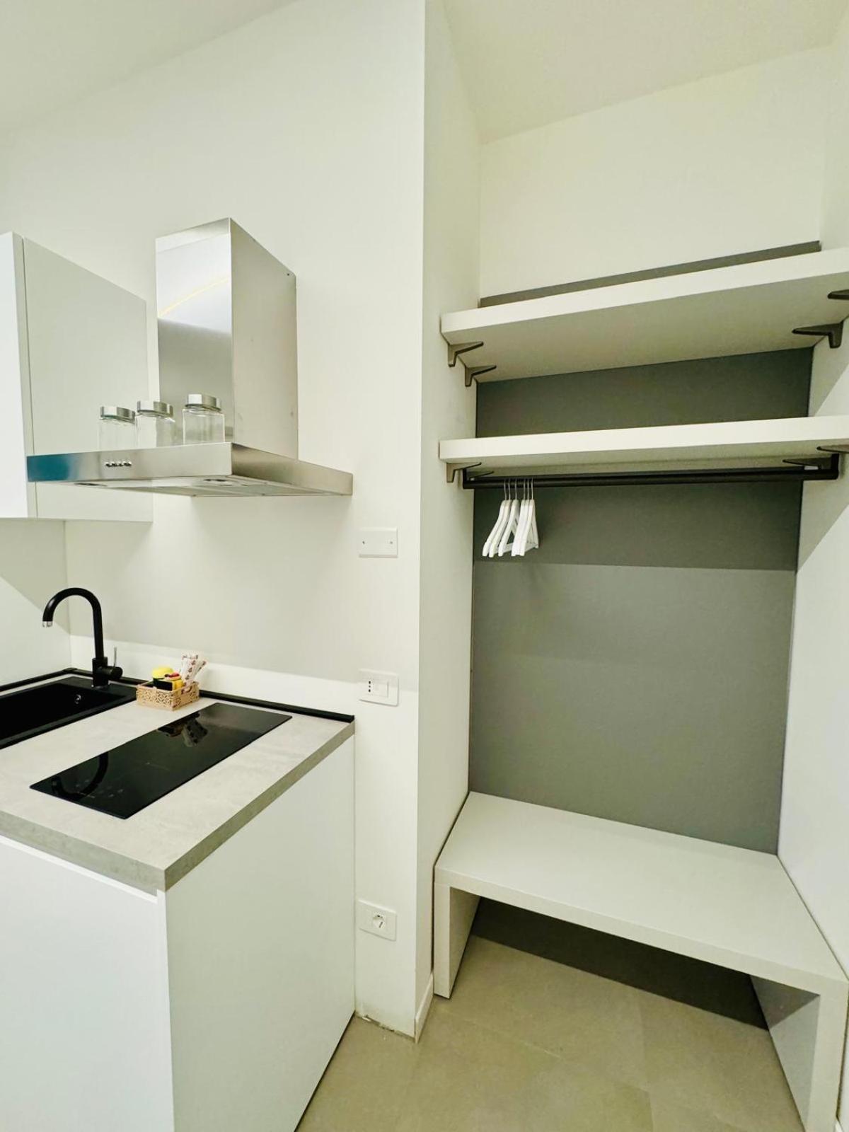 Urban Cloud Apartments Milan Luaran gambar