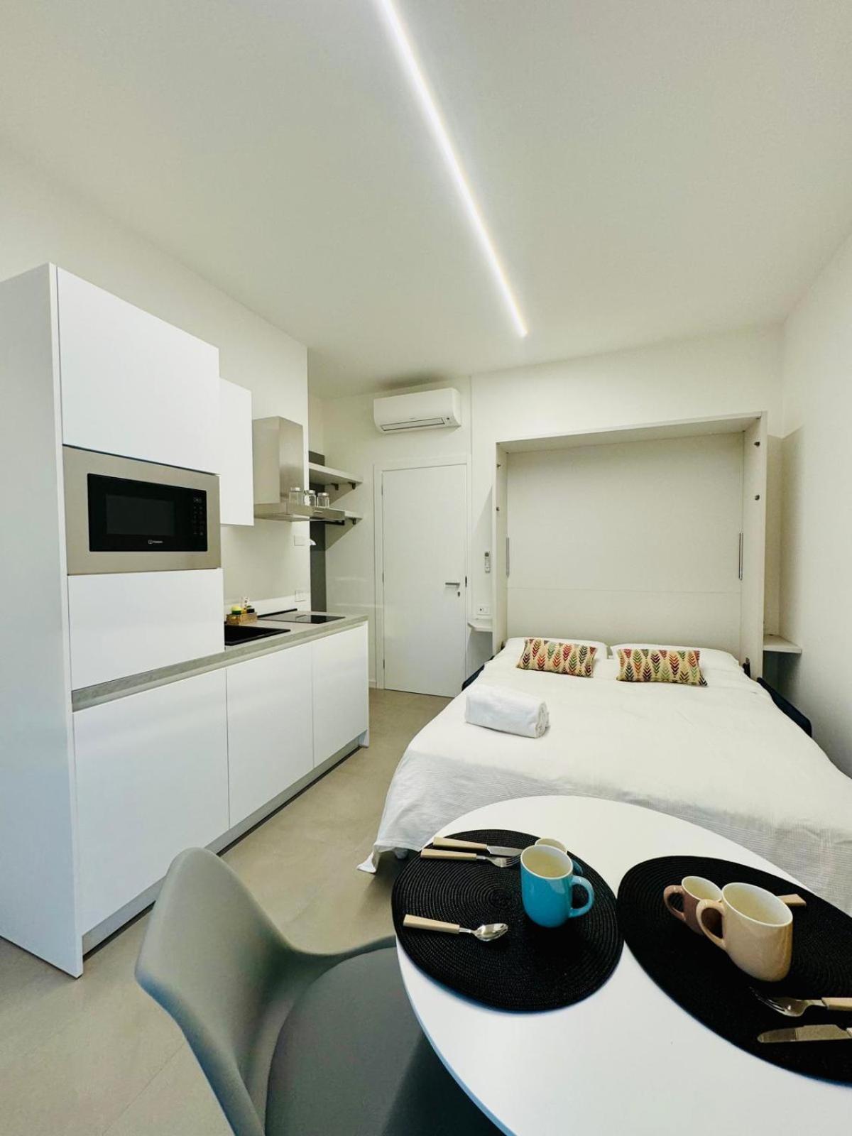 Urban Cloud Apartments Milan Luaran gambar